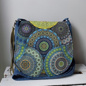 Sac hippie bleu, sac de taille moyenne, sac à main de style bohème, sac à bandoulière écologique, cadeau fille hippie, imprimé mandala, accessoire vestimentaire hippie