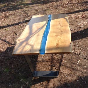 Modern River Dining table - Live edge furniture - Dining table with resin