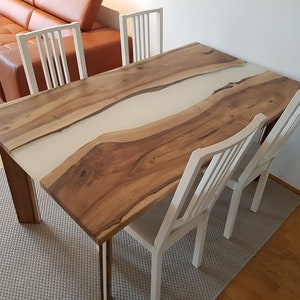 River dining table - Frozen Dining Table - Resin dining table