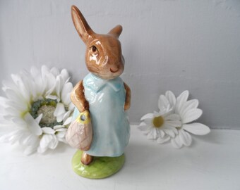 Vintage BESWICK ~ Mrs Flopsy Bunny~ Beatrix Potter figurine
