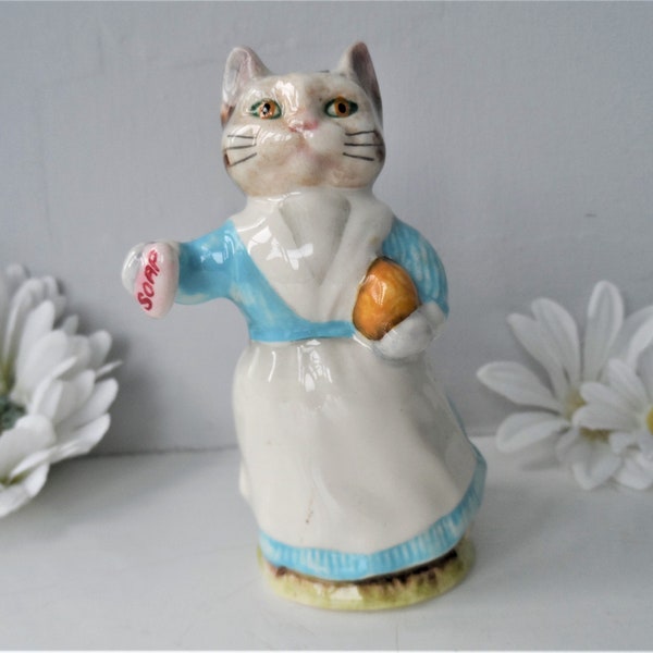 Vintage BESWICK ~ Tabitha Twitchett figurine ~ Beatrix Potter Twitchit