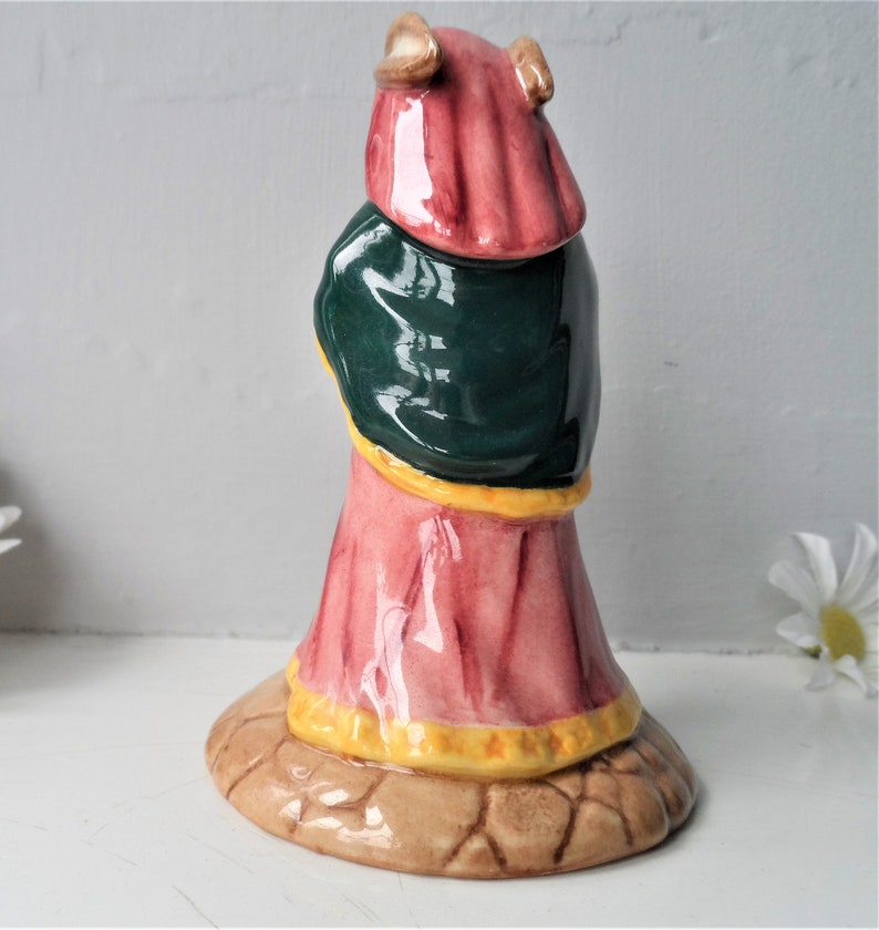 Royal Doulton ~ Fortune Teller Bunnykins ~ Model DB 218