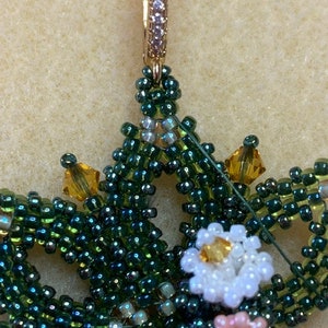 Il seme,il fiore,la vita Tessitura di Perline, Weaving Beads, fiori, flowers, parure, necklace, earrings, collana, orecchini immagine 4
