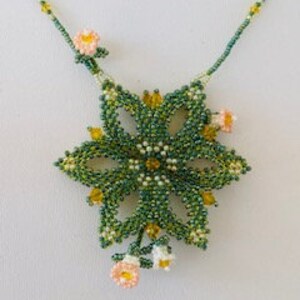 Il seme,il fiore,la vita Tessitura di Perline, Weaving Beads, fiori, flowers, parure, necklace, earrings, collana, orecchini immagine 3