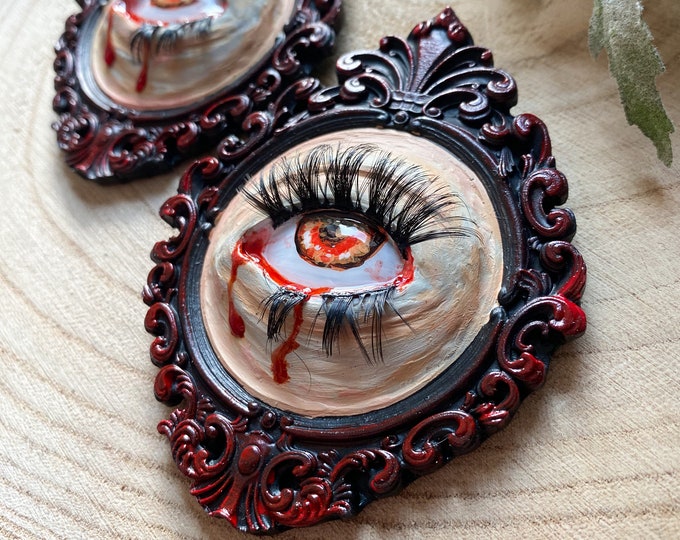 Vampire Eye Wall Art