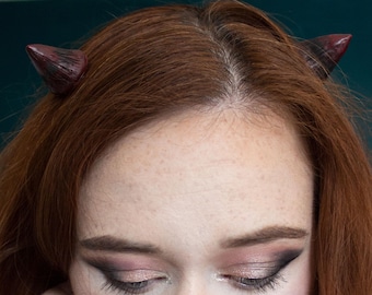 Mini Horns in Red