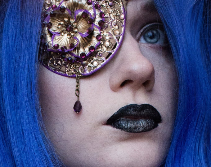 Gothic Lolita Eyepatch in Gold