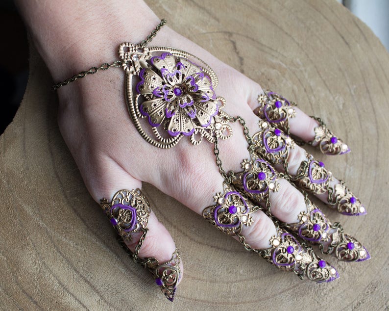 Full Hand Claws - Nail Rings - Steampunk Jewellery - Gothic hand piece - Halloween Costume - Witch Claws - Cosplay Armour - Vampire Armor image 2
