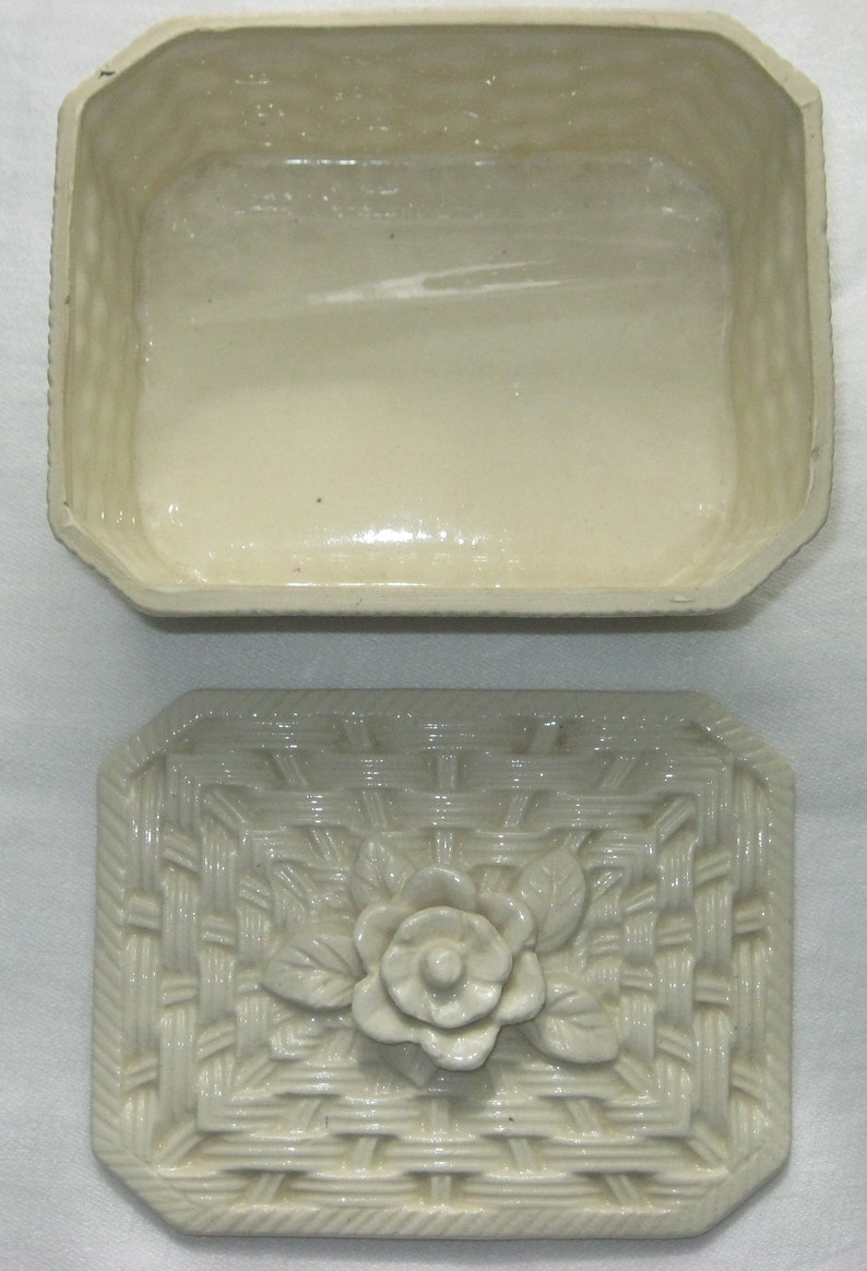 Japan Basket Weave Box Vintage Trinket Box Trinket Box with 3D Flowers