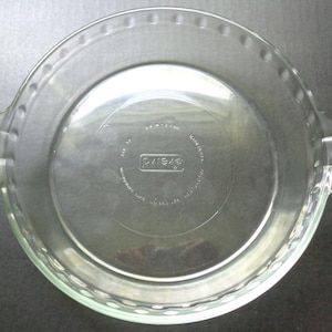 Vintage Pyrex Deep Dish Pie Plate 9 1/2&quot; Fluted Rim Tab Handles Clear Glass #229