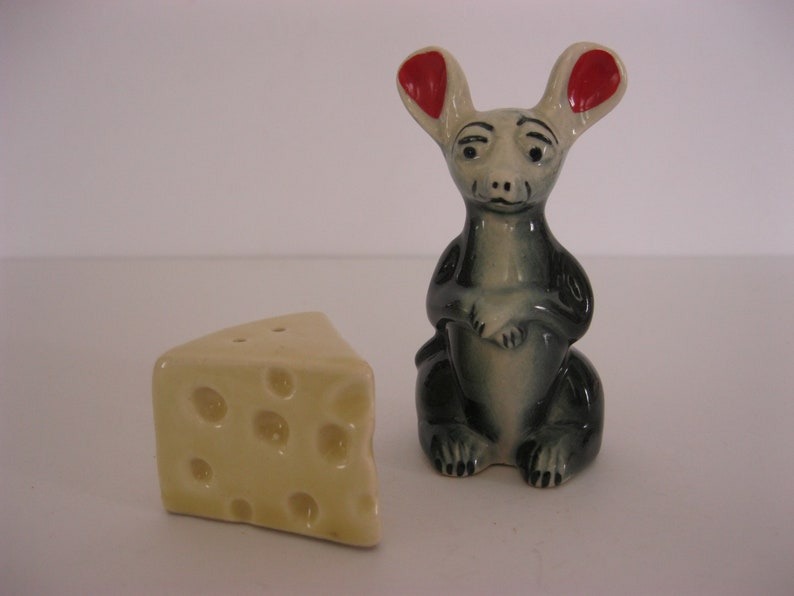 Vintage Mouse Salt and Pepper Shakers Cheese Salt and Pepper Shakers