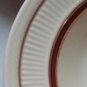 Vintage Shenango Restaurant Ware Plates Maroon Gold Band Ribbed 6 1/2&quot; Set of 10