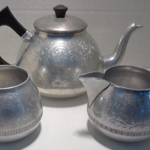 Vintage The Carlton Aluminum Teapot Creamer & Sugar Swan England 4 pc