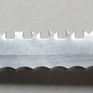 Vintage 1960s Quikut Serrated Meat Knife – Double Edge Blade with Fork Tip Ivory Plastic Handle Midcentury Kitchen Knife