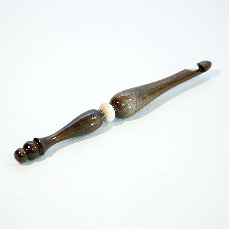 Wooden Crochet hook 9 mm of 100/% natural SIBERIAN CEDAR WOOD for knitting for yarn #K98