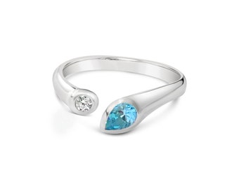 Blue topaz ring in 925 Silver. Handmade in Milan,Italy. Free shipping in box. Designed by Michael's Custom Jewelers-Provincetown