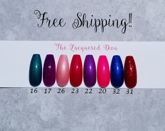 No Plain Jane Shimmer & Glitter press on false acrylic nails, hand painted. Free shipping!