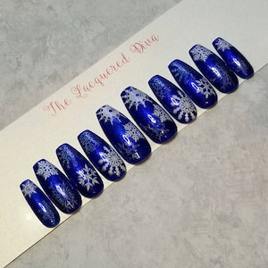 Let it Snow press on false acrylic nails, hand painted
