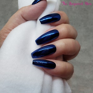 I&#39;m Blue Chrome press on false acrylic nails, hand painted