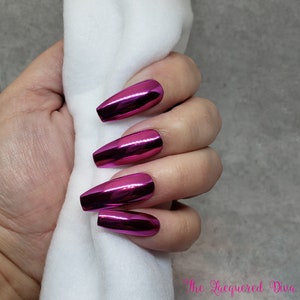Magnetic Magenta press on false acrylic nails, hand painted