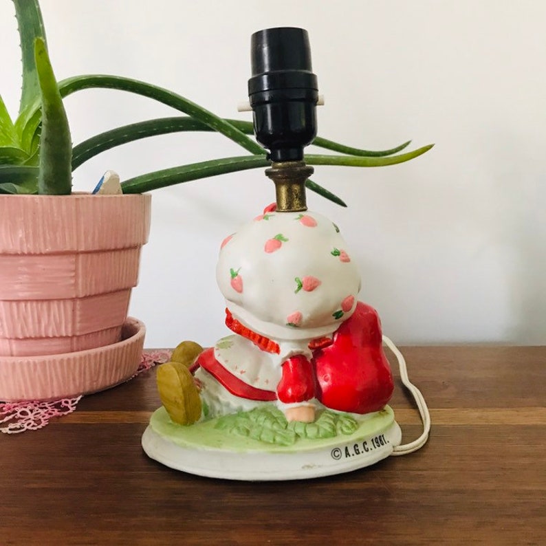 Vintage Strawberry Shortcake Lamp