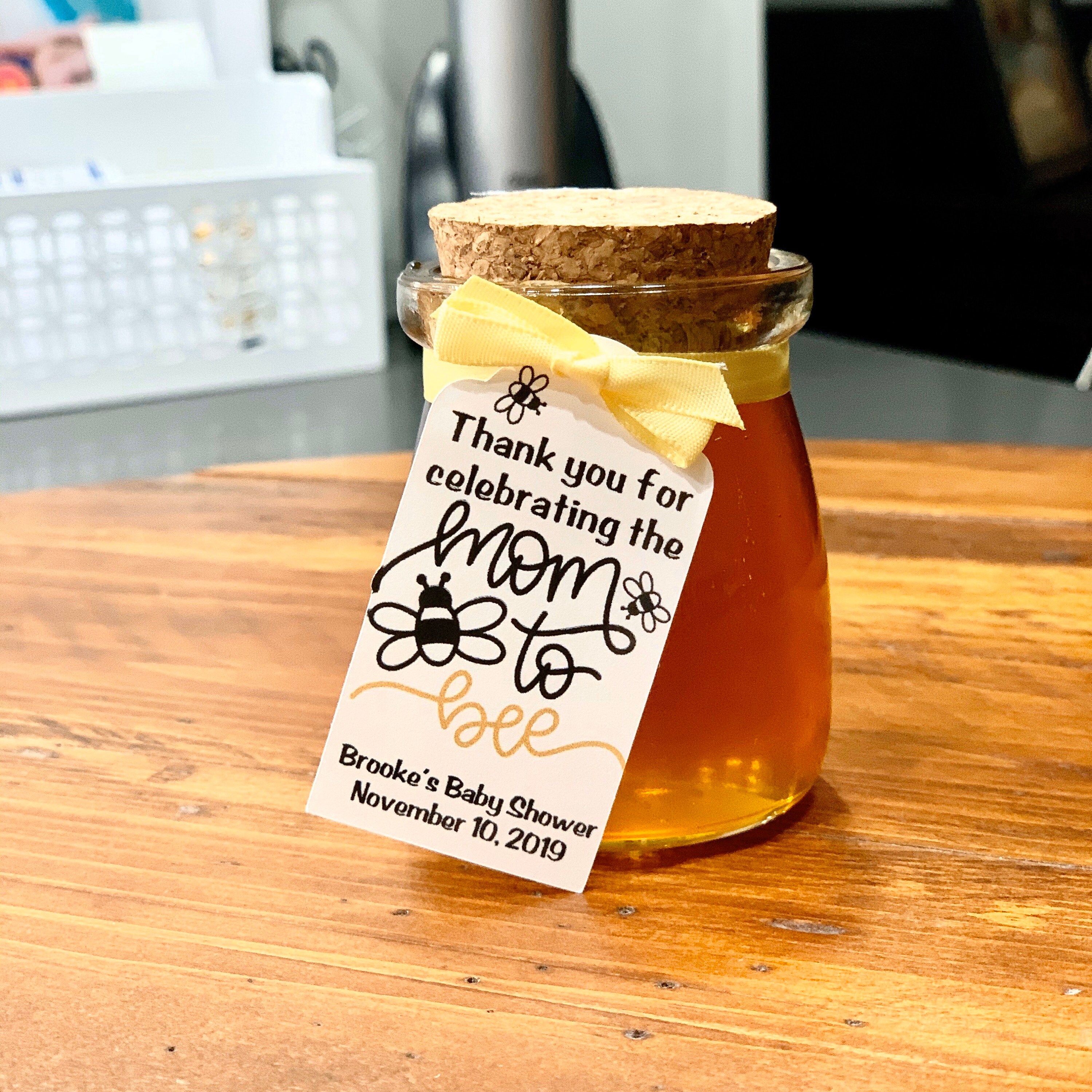 Thank You for Celebrating the Mom to Bee Tags, Bee Themed Baby Shower ...