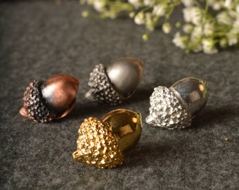 Acorn Lapel Pin