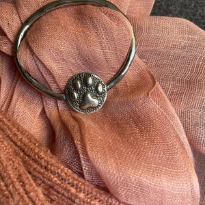 The Paw Scarf Ring, traditional pewter finish, designed and handmade in the UK image 3