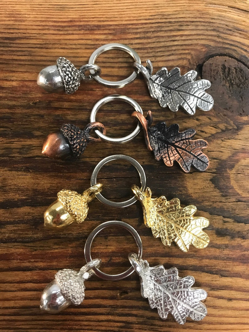 Acorn and Oak Leaf Key Ring image 1