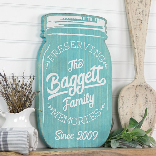 Personalized Mason Jar Shape Wood Cutout Sign Wall Art. Farmhouse Retro Vintage Style, Country Kitchen Decor, Housewarming, Wedding Gift