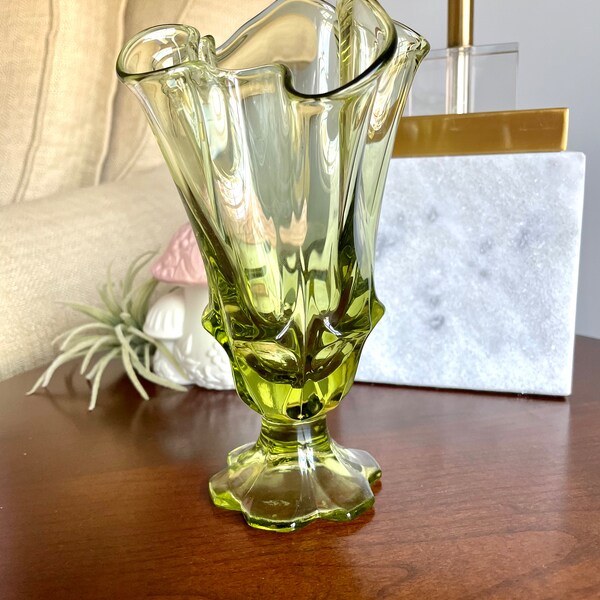 Fenton Handkerchief Vase Etsy