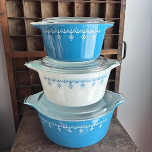 Snowflake Garland Pyrex