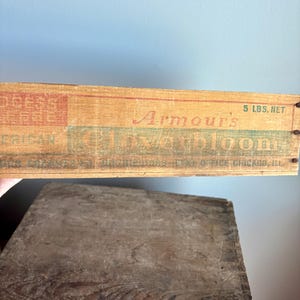 Vintage Armour Cloverbloom Wood Cheese Box