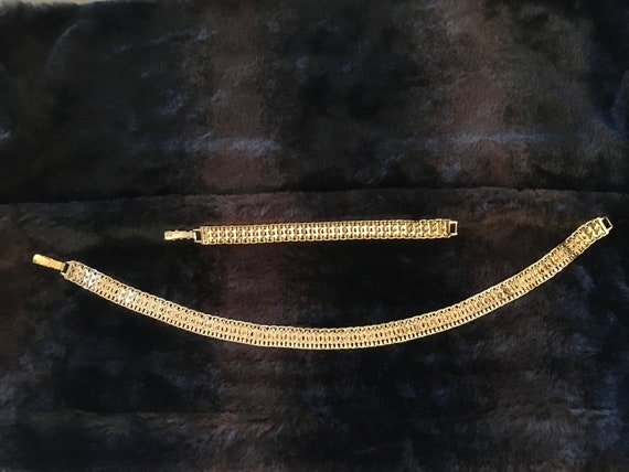 Monet Vintage 1/2" Wide Gold Link Signed Necklace… - image 2