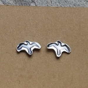 Bird studs, bird earrings, stud earrings, raven eareincs, raven studs, simple studs, sterling silver, silver bird studs, minimalist studs