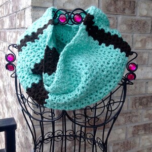 Women&#39;s Teens Crocheted Cowl Infinity Möbius Scarf The Spring Ahead