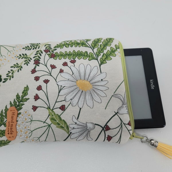 Etui Liseuse kindle tissu Marguerites, pochette molletonnée kindle