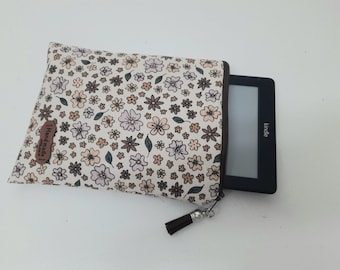 Housse molletonnée fleuris kindle