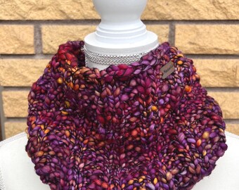 Merino Wool Chunky Knit Luxury Cowl - Hand Knitted Scarf in Fall Autumn Colors