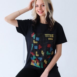 TETRIS GAME 1984 Hand Painted T-Shirt, Geek or Gamer gift image 1