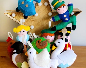 Felt Twelve Days of Christmas garland, heirloom ornament set. Vintage theme Christmas decor.