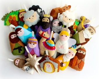 Make Your Own Felt Nativity Advent Garland kit, sewing kit to make a set of 24 festive felt decorations, Advent calendar, heirloom ornaments