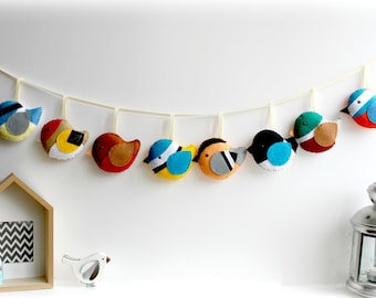 Make Your Own Felt British Birds Garland Kit. Craft kit with materials and pattern to make a full 8 piece garland.