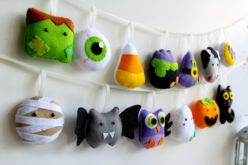 PDF instructions for felt Halloween Countdown garland. Instructions for 13 decorations included. Digital Pattern. Instant Download image 3