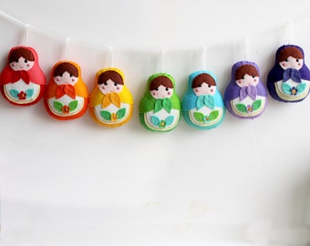 NEW: Felt Rainbow Russian Doll Garland, handmade set of 7 felt decorations