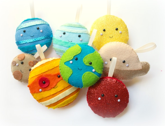 Space Sewing Kit For Kids Solar System DIY Activity Kids Felt Craft Supplies For 7 8 9 10 11 12 Girls And Boys Educational Beginners Sewing Set Of 11
