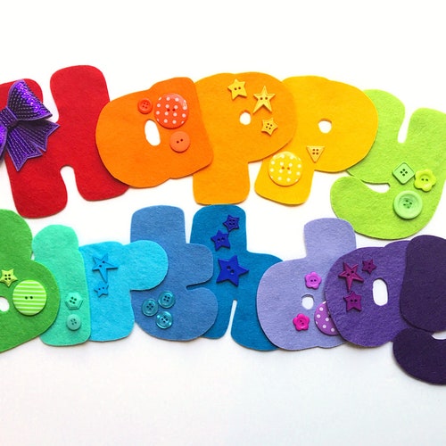 Make Your Own felt Happy Birthday Garland Kit. Sewing pattern. DIY Craft. Sew Your Own. Craft kit. Felt garland, felt kit, birthday banner