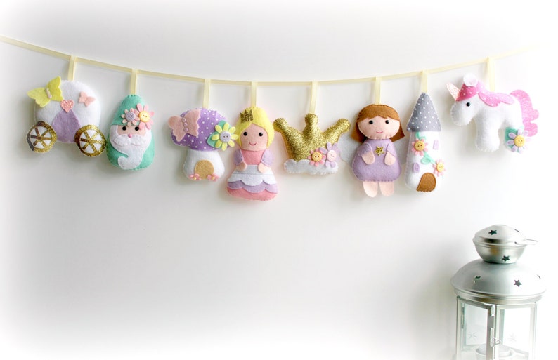 Felt Princess Garland, Handmade set of 8 felt decorations, Fairytale, princess decor, nursery decor, birthday gift image 1