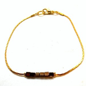 Bracelet minimaliste doré, perles à choisir Bronze