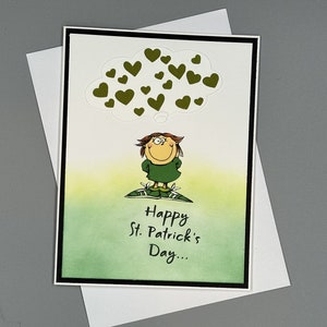 Cartões feitos à mão, cartão do Dia de São Patrício com sentimento, uma variedade para toda a família e amigos. Uma variedade de técnicas usadas para criar